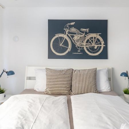 Space In Gozsdu Apartment Budapest Luaran gambar